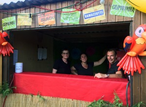 Das Team der Liederkranz Cocktailbar freut sich auf die ersten Gäste des Reißfestes 2017